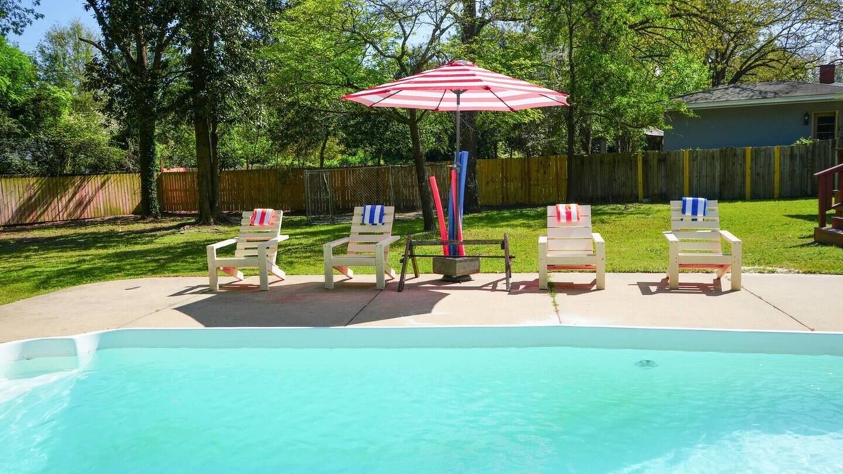 Terry Sanford House | Villa on Vista!
