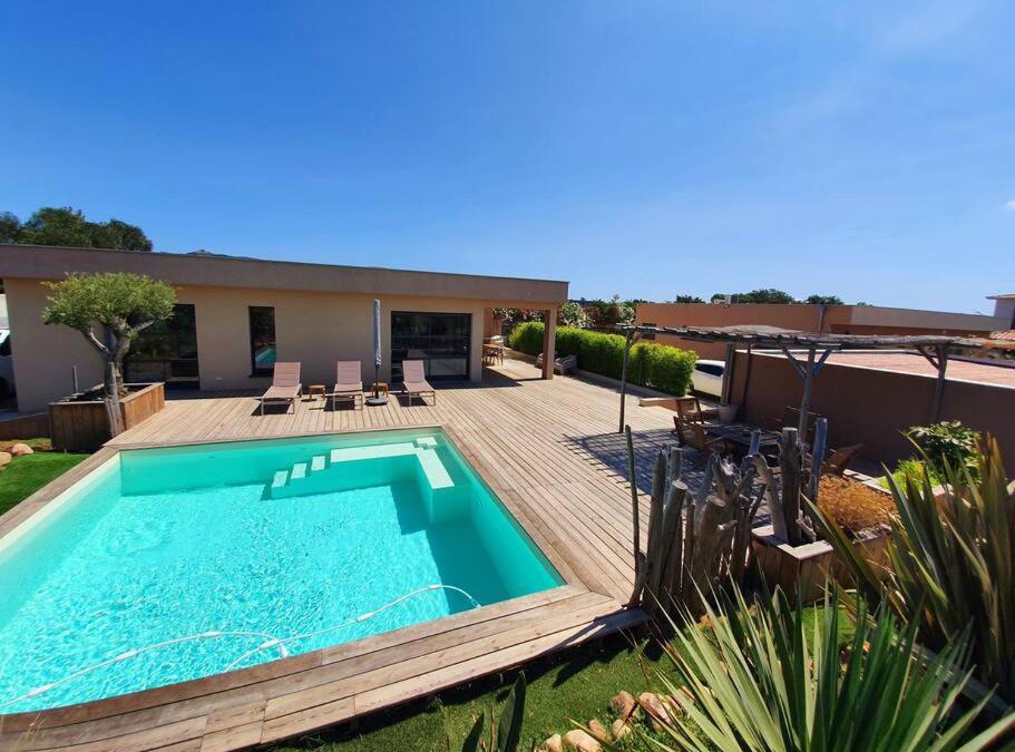 Lecci Villa | Villa Onda piscine chauffée 3 ch plage 1 km de la plage