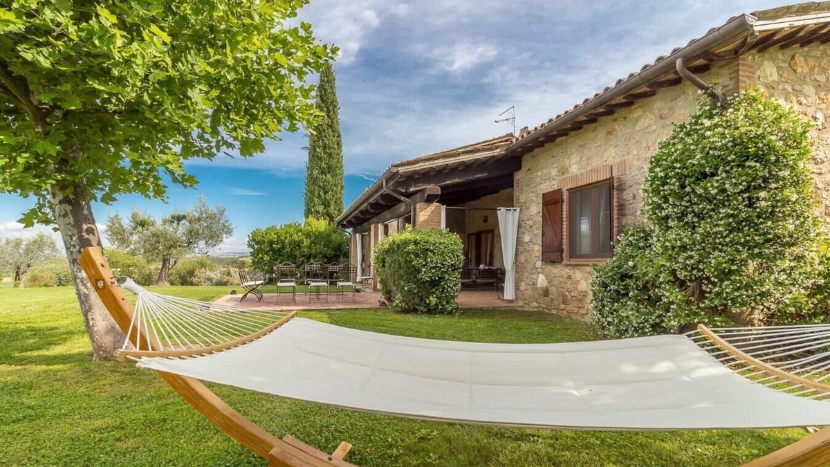 Guardea Villa | Villa Orvieto - private villa with tennis and pool