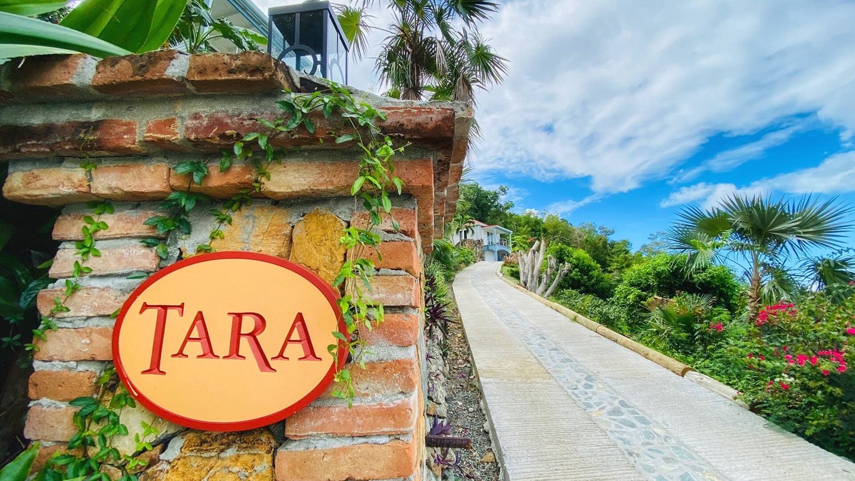 Waterfront Villa | Villa overlooking one of the BVI's finest beaches