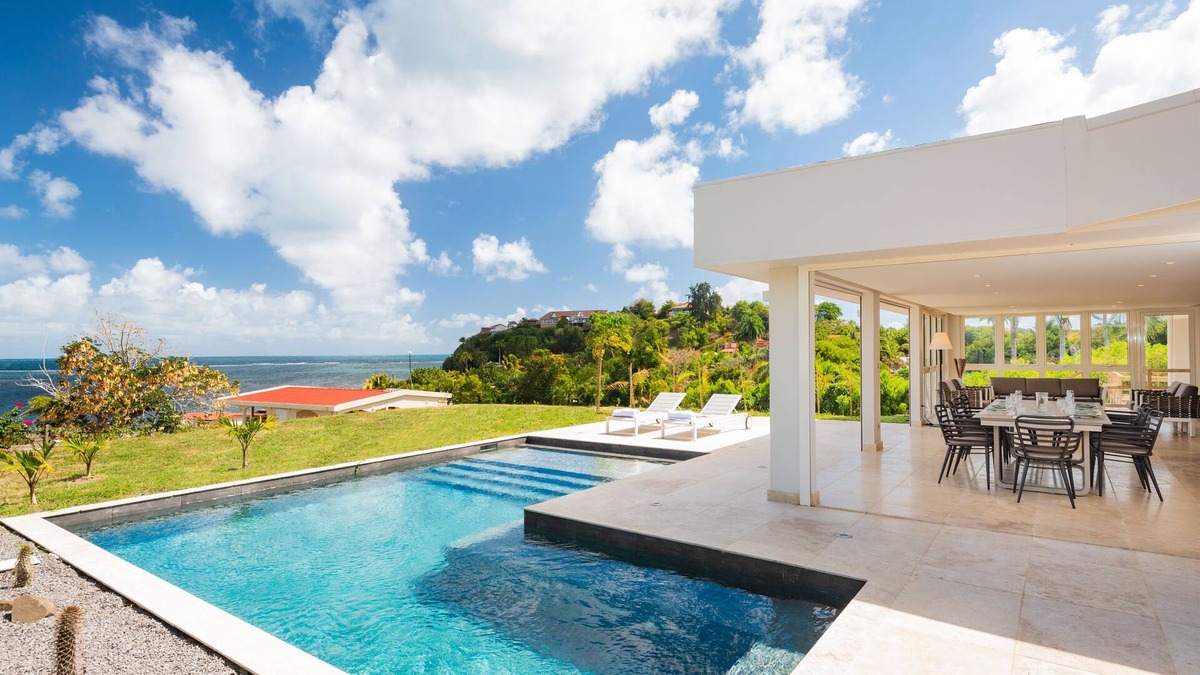 Le Vauclin Villa | Villa Pétronille, Spacious luxury villa, sleeps 18 Cap Est, Le François