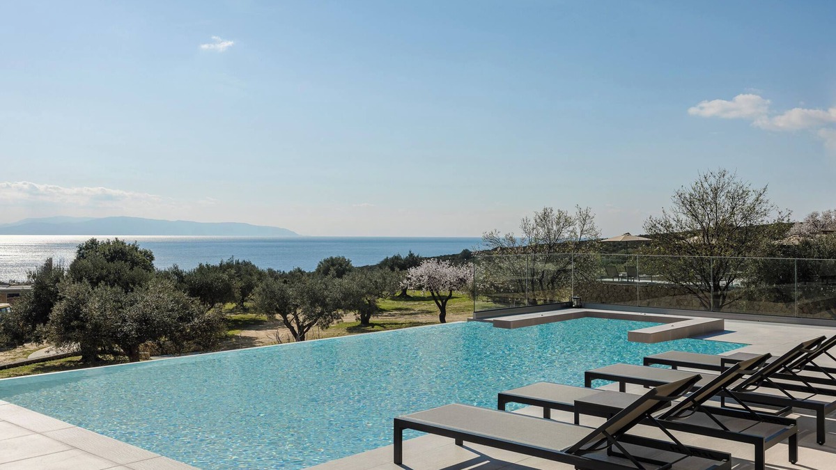 Karavados Villa | Villa Palazzo di Agathera Kefaloniaprivatevillas