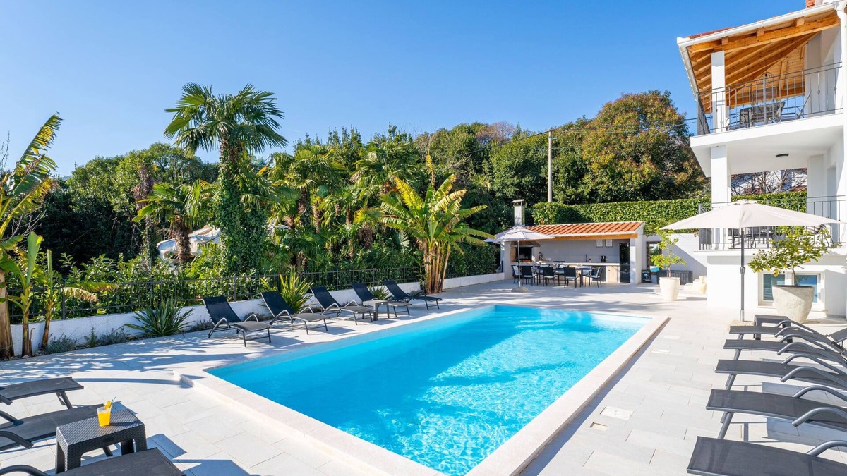 Opric Apartment | Villa Palma by Interhome