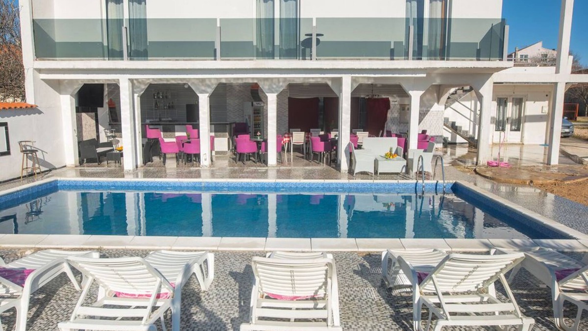Cista Velika Villa | VILLA PANORAMA-SPORT,POOL&BAR