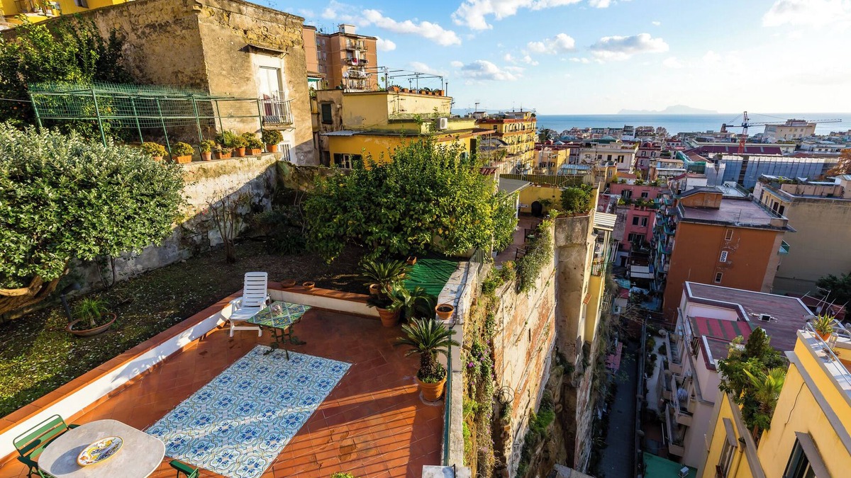Vittorio Emanuele Apartment | Villa Paola - Hidden Panoramic Garden and Terraces by Napoliapartments