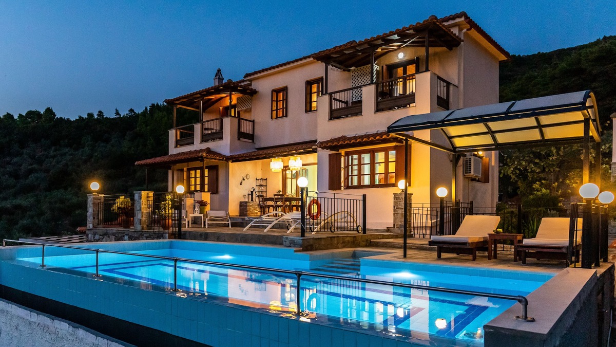 Stafylos Villa | Villa Papearethos! Pool Addiction.