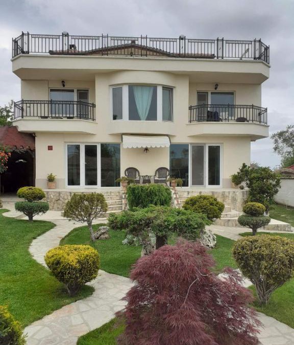 Bliznatsi Villa | Villa Paradise Garden