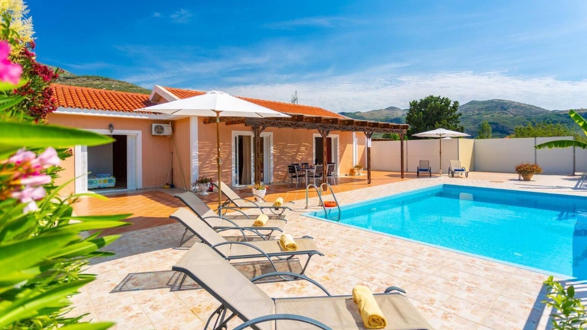 Kateleios Villa | Villa Peach - Two Bedroom Villa, Sleeps 5