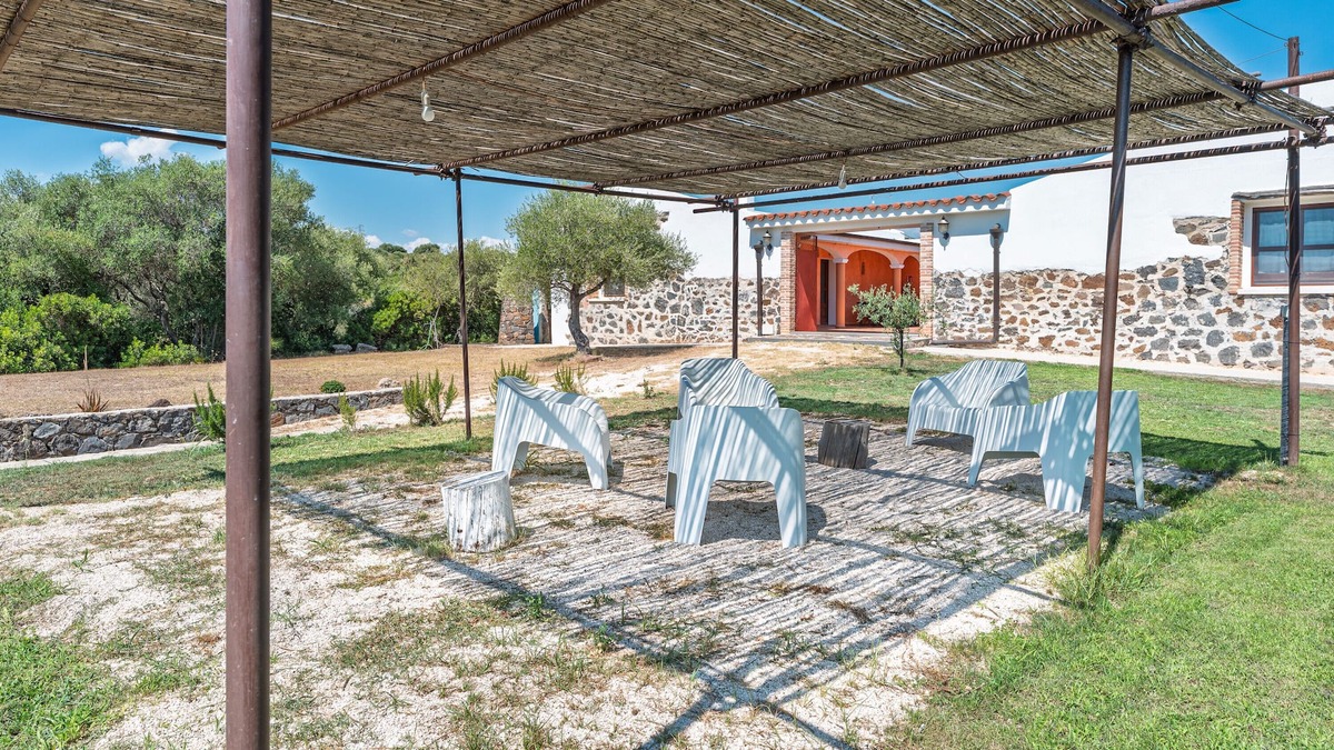 Orosei Villa | Villa 'Pedduzza' with Sea View, Private Terrace and Wi-Fi