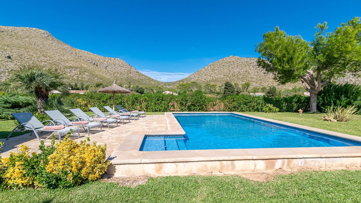 Les Palmeres Villa | Villa Pedra Vista, 3 bedrooms, BBQ, private pool, Pollensa