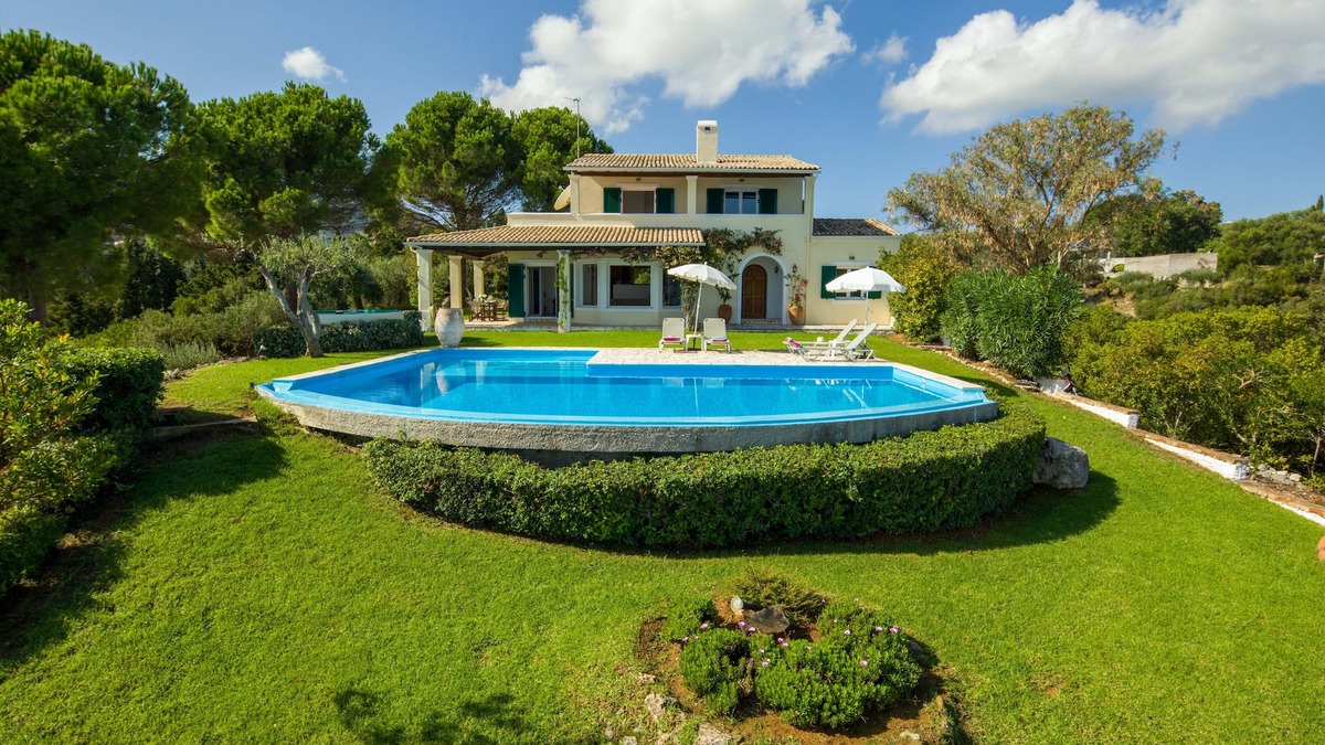 Perama Villa | Villa Pelagos undoubtedly has one of the best views in Corfu.