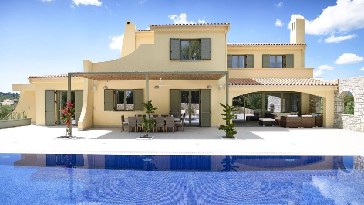 Gouvia Villa | Villa Perious - Six Bedroom Villa, Sleeps 12