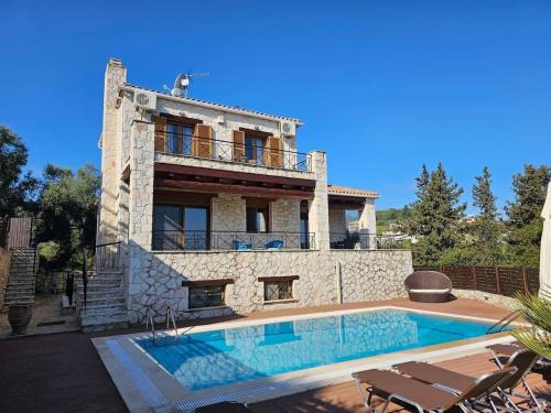 Tragaki Villa | Villa Petalouda Stunning Villa in Tragaki Zante