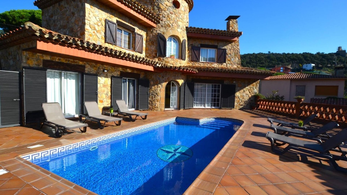 Mas Carbo Villa | Villa Petit Castell 10 people Costa Brava