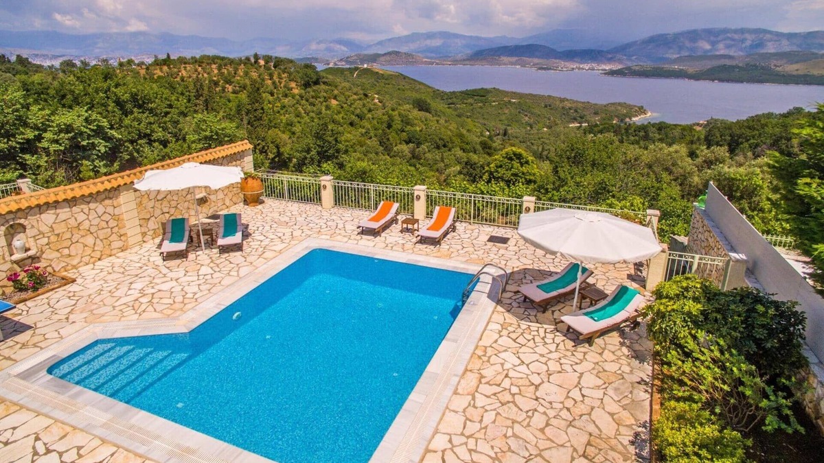Agios Stefanos Avliotes Villa | Villa Petrosa by Villa Plus