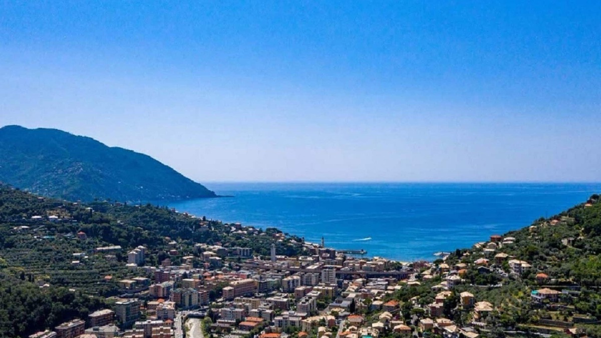 Recco Villa | Villa Pia in Recco with 12 beds and swimming pool