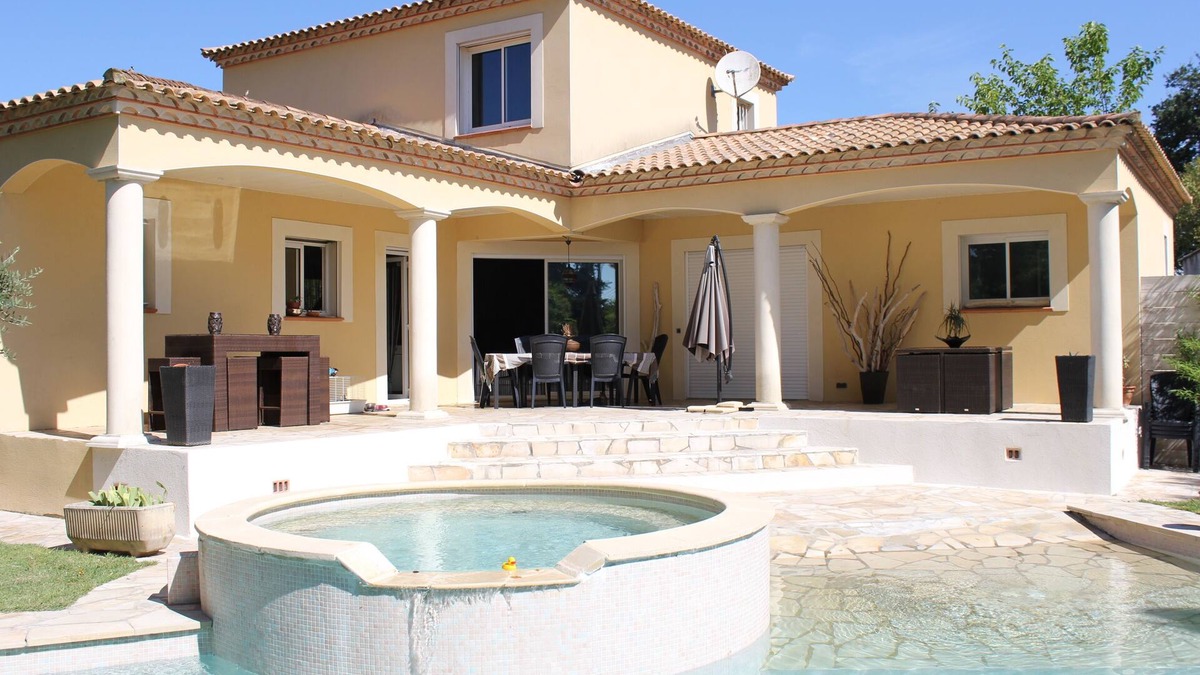 Saint-Drezery Villa | Villa Pic St Loup Montpelier area, 10 min A9, 170m², swimming pool, sleeps 10