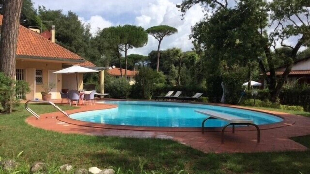 Marina di Pietrasanta Villa | Villa Piero with pool, Marina di Pietrasanta, Italy
