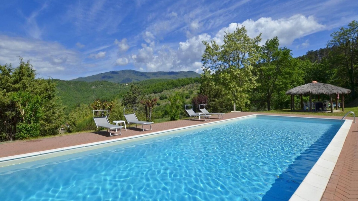 Anghiari Villa | Villa Piombona - Four Bedroom Villa, Sleeps 8