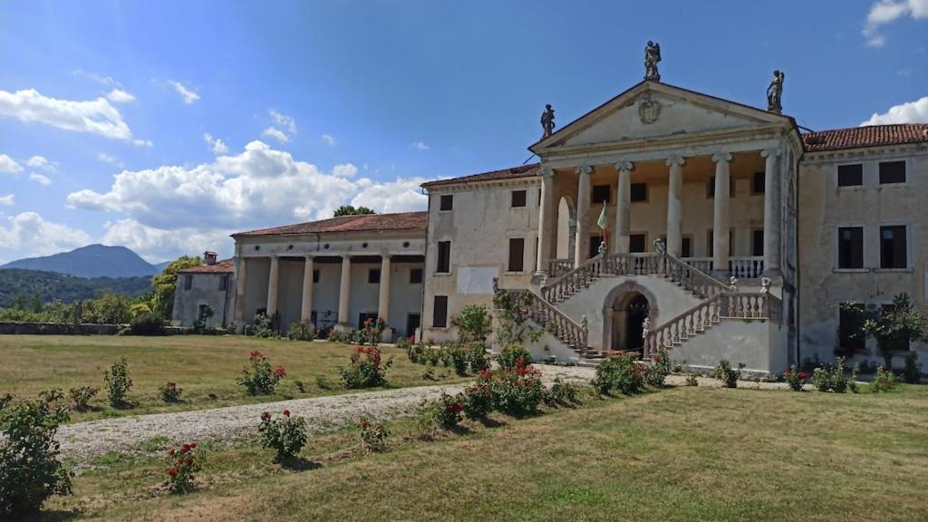 Lugo di Vicenza Apartment | Villa Piovene Apartments