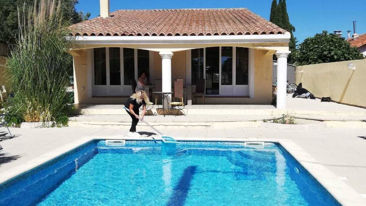 Saint-Mitre Villa | Villa, Piscine Privée !