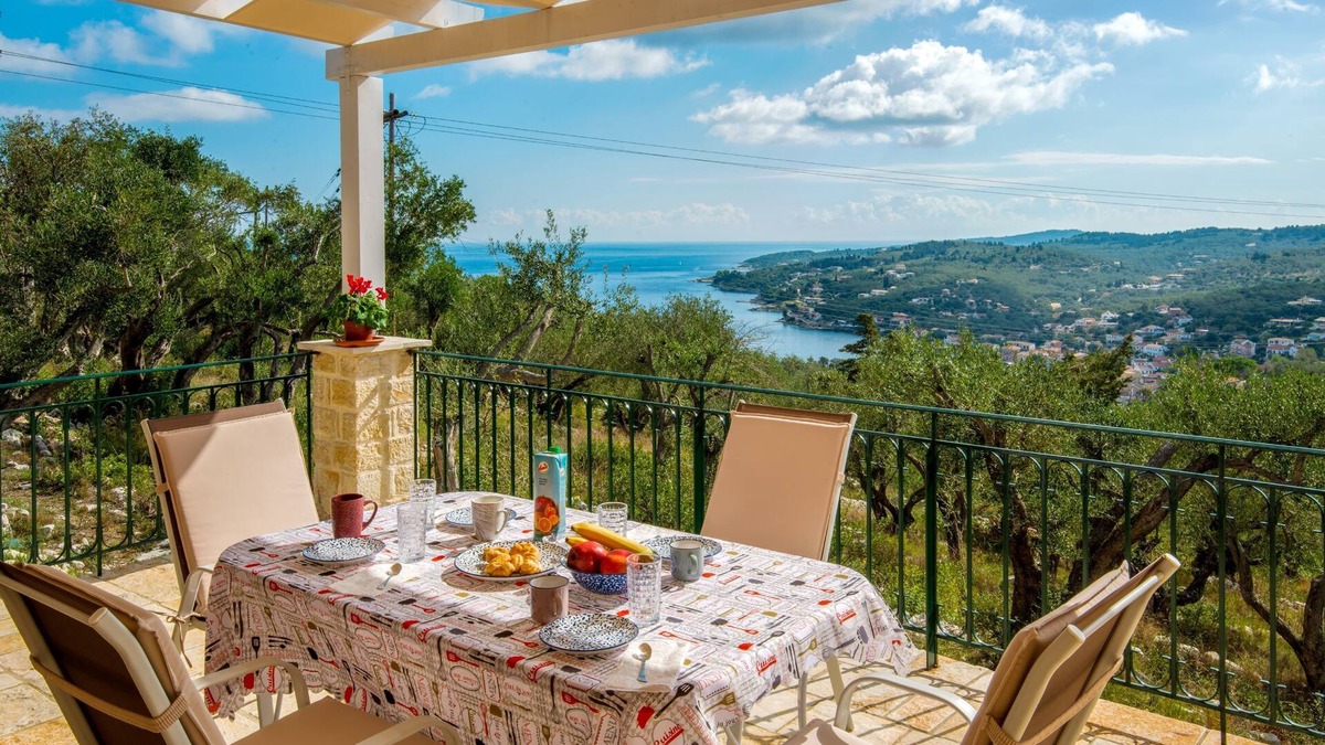 Ieromonachos Villa | Villa Plagia: Luxury, Views, sunny terraces, sleeps 5