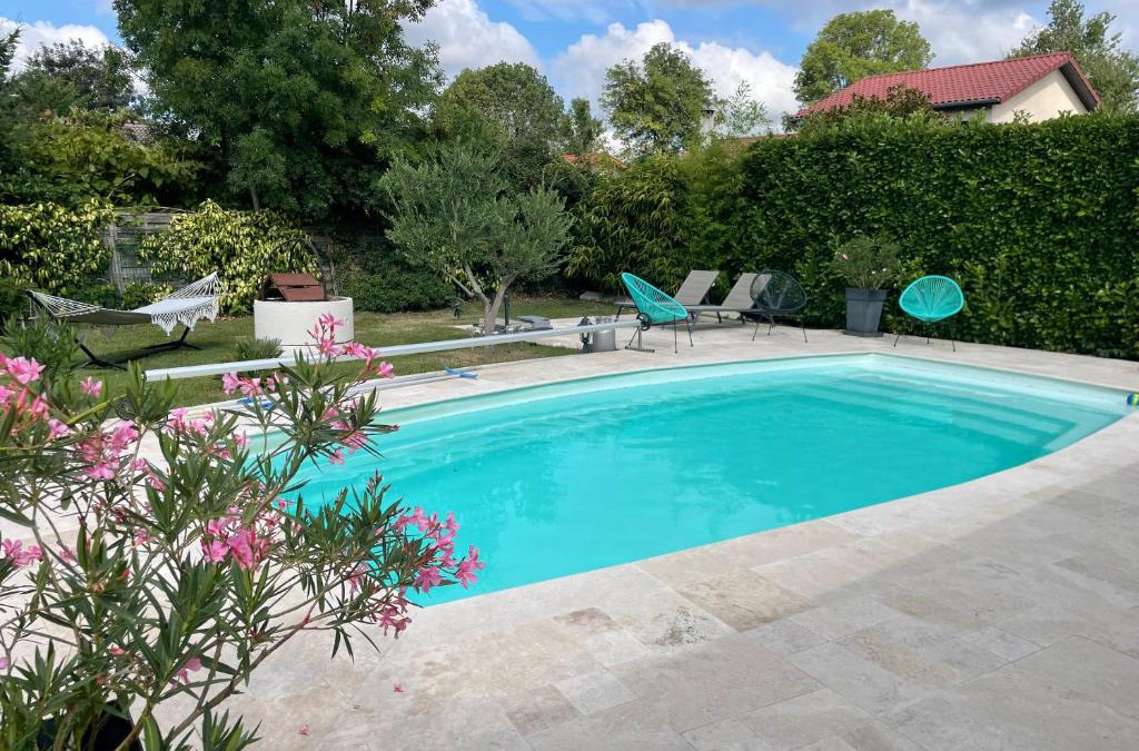 Saint-Marcel Apartment | Villa poétique proche de Lyon
