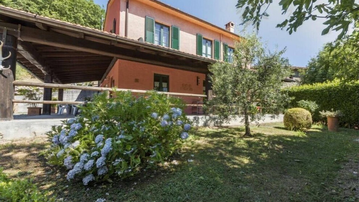San Marcello Piteglio Villa | Villa Popiglio Comfortable holiday residence