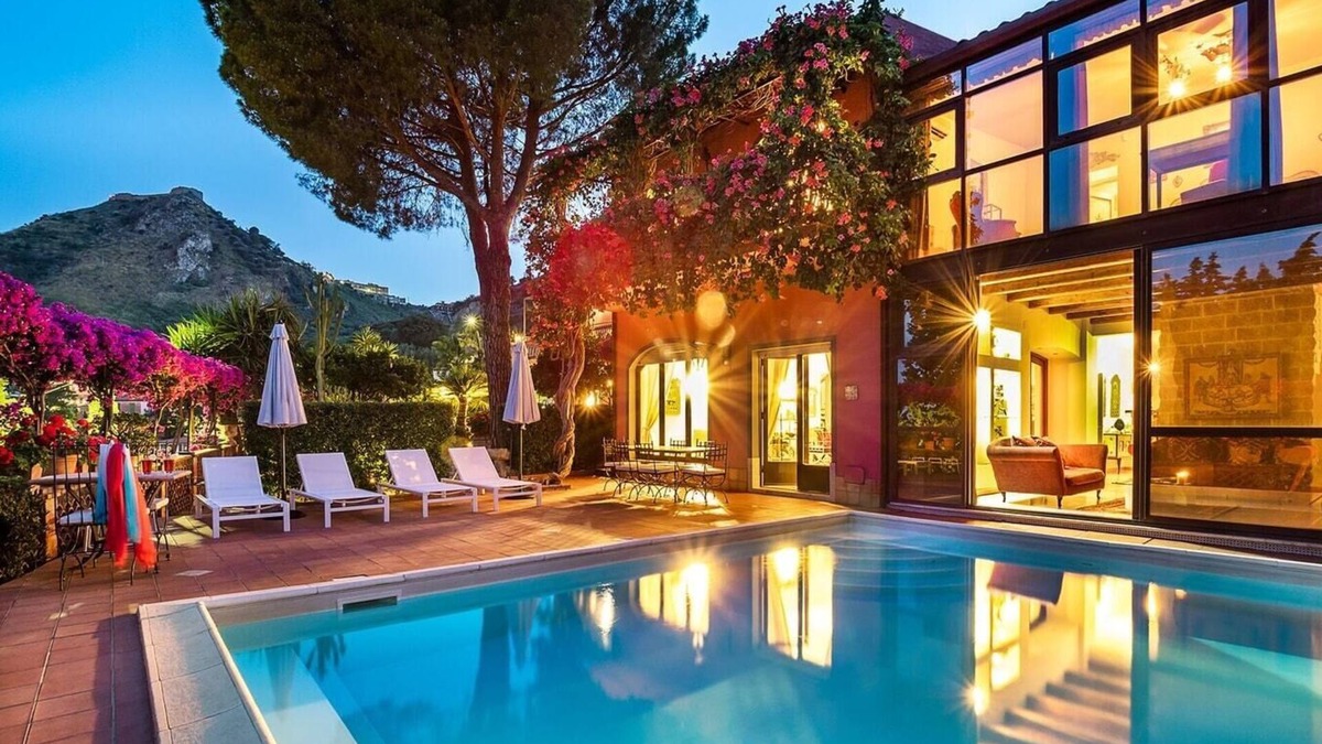Taormina Villa | Villa Poesia, in Taormina centre