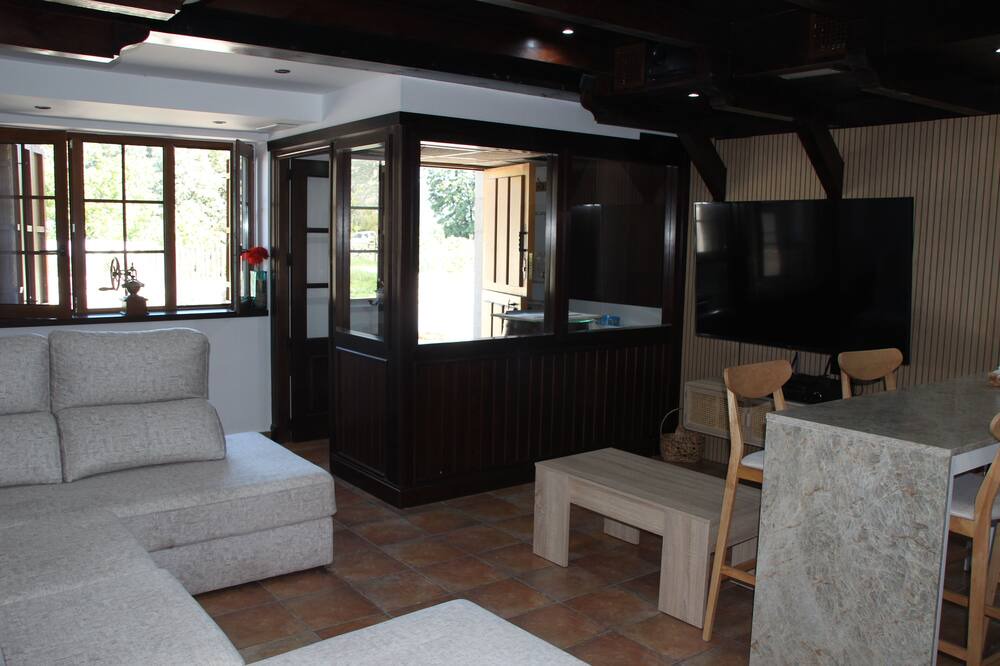 Bohoyo Apartment | Villa Polilla in the Sierra de Gredos