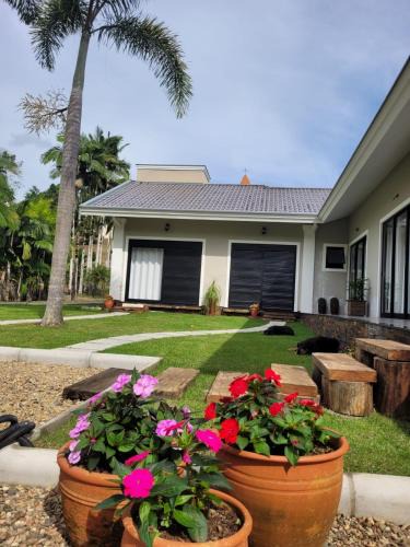 Pomerode House | Villa Pomerode Hospedagem - Suítes