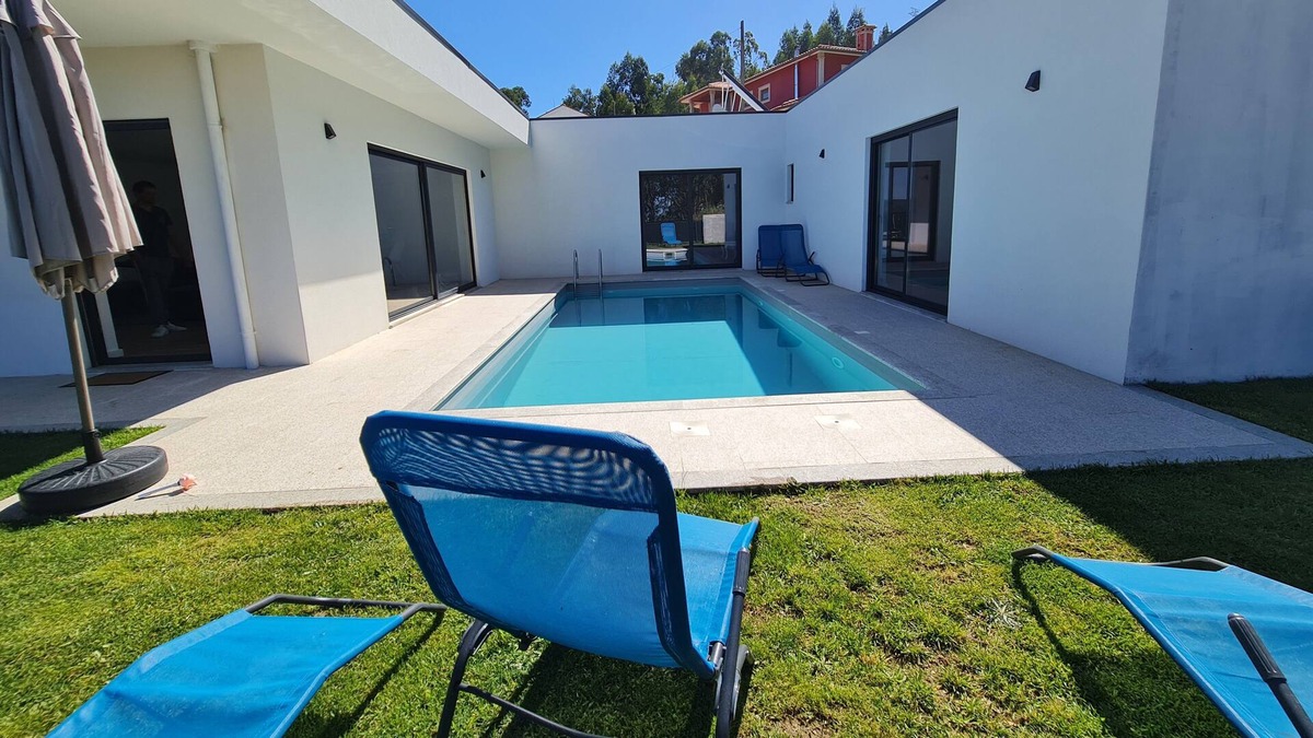 Barcelos House | VILLA PORTELA WITH PRIVATE OUTER POOL AND GARDENS