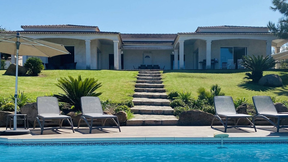 Molini Villa | VILLA PORTICCIO SWIMMING POOL EXCEPTIONAL SEA VIEW - BEACH 5 mn -GARDEN LANDSCAPE