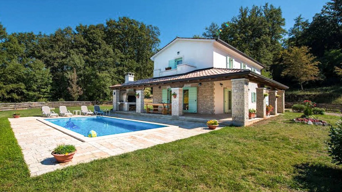 Sumber House | Villa Portobello Green by Interhome
