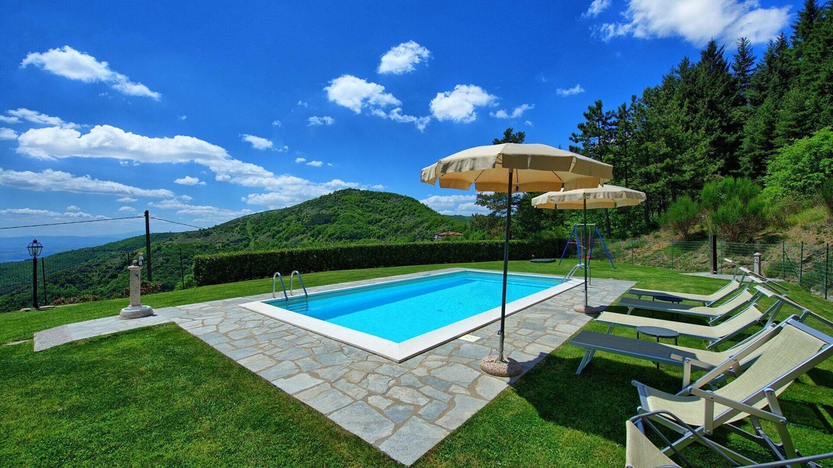Portole Villa | Villa Portole Due - Holiday Country Villa with swimming pool in Cortona, Tuscany