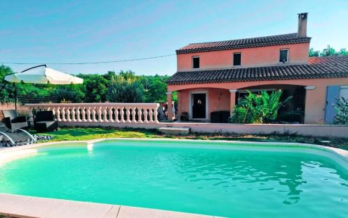 Regusse House | Villa près des remparts