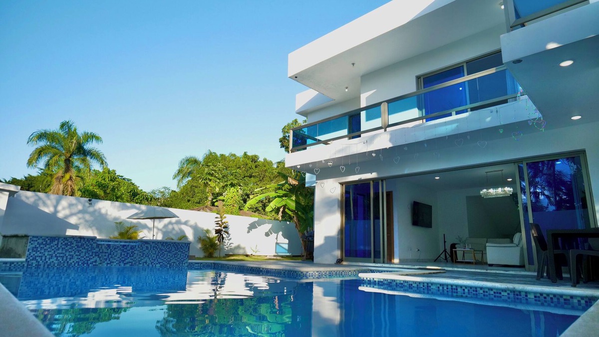 Santo Domingo Oeste Villa | Villa Pravda Guerra 4BR 6BDS 12PAX