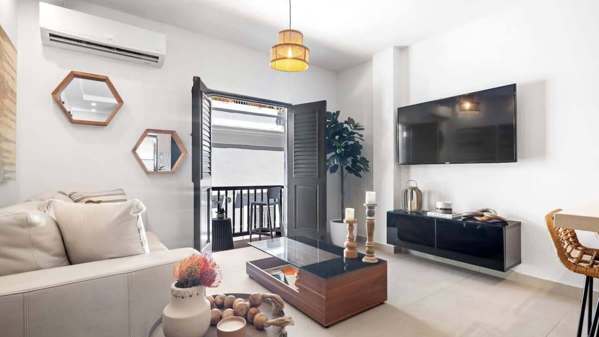 Mercado Apartment | Villa Princesa | Cozy two bedroom Apt in Old San Juan