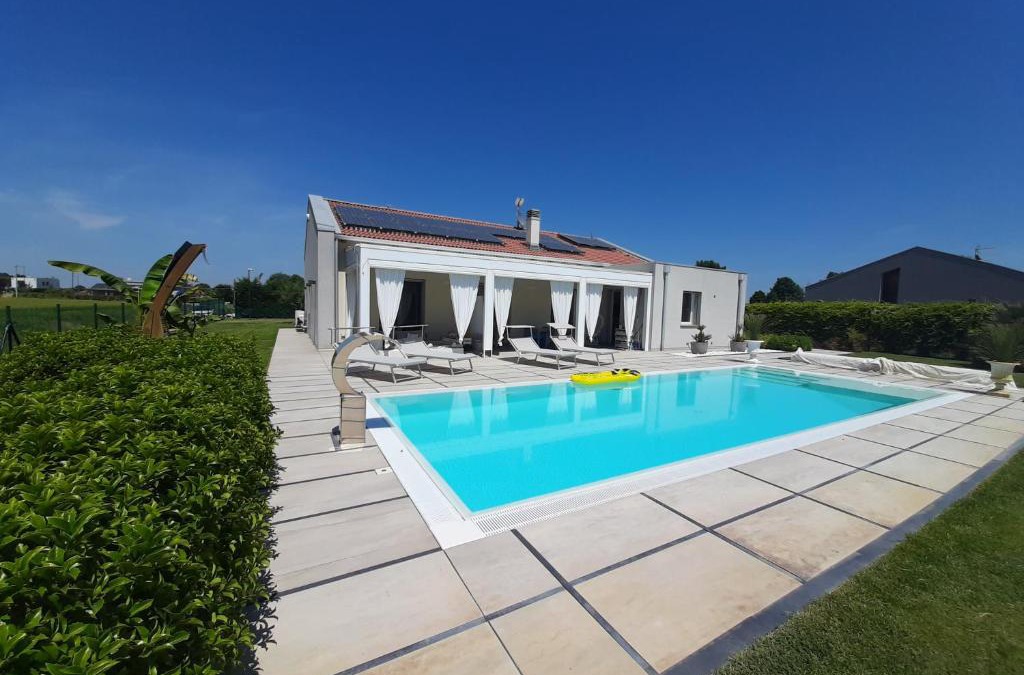 Granarolo dell'Emilia Bed & Breakfast | Villa Private Pool Luxury G&P Hot Tub