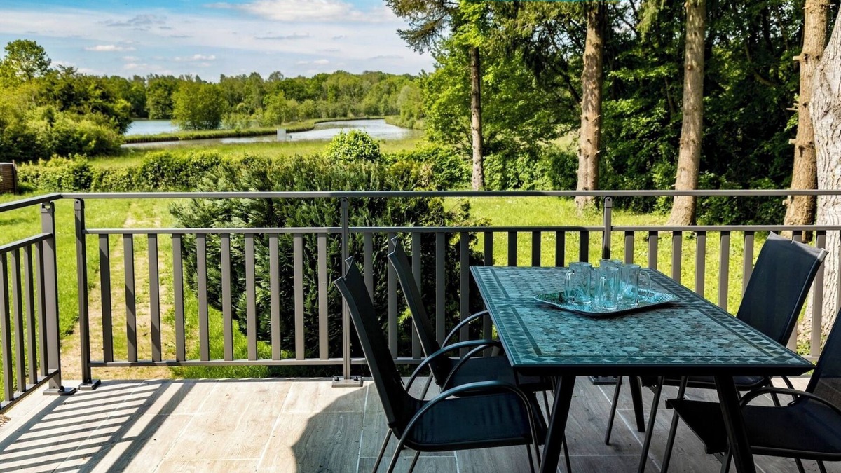 Ouzouer-sur-Trezee Villa | Villa Proche Briare, au Bord du Canal, en Pleine Nature