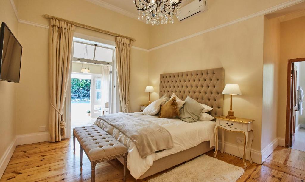 Claremont Bed & Breakfast | Villa Puccini
