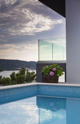 Seget Villa | Villa Regina with heated pool and sea view