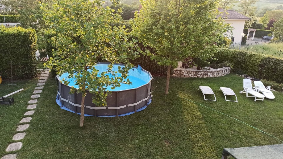 Ruviano Villa | Villa 'Relax' with Mountain View, Wi-Fi and Air Conditioning