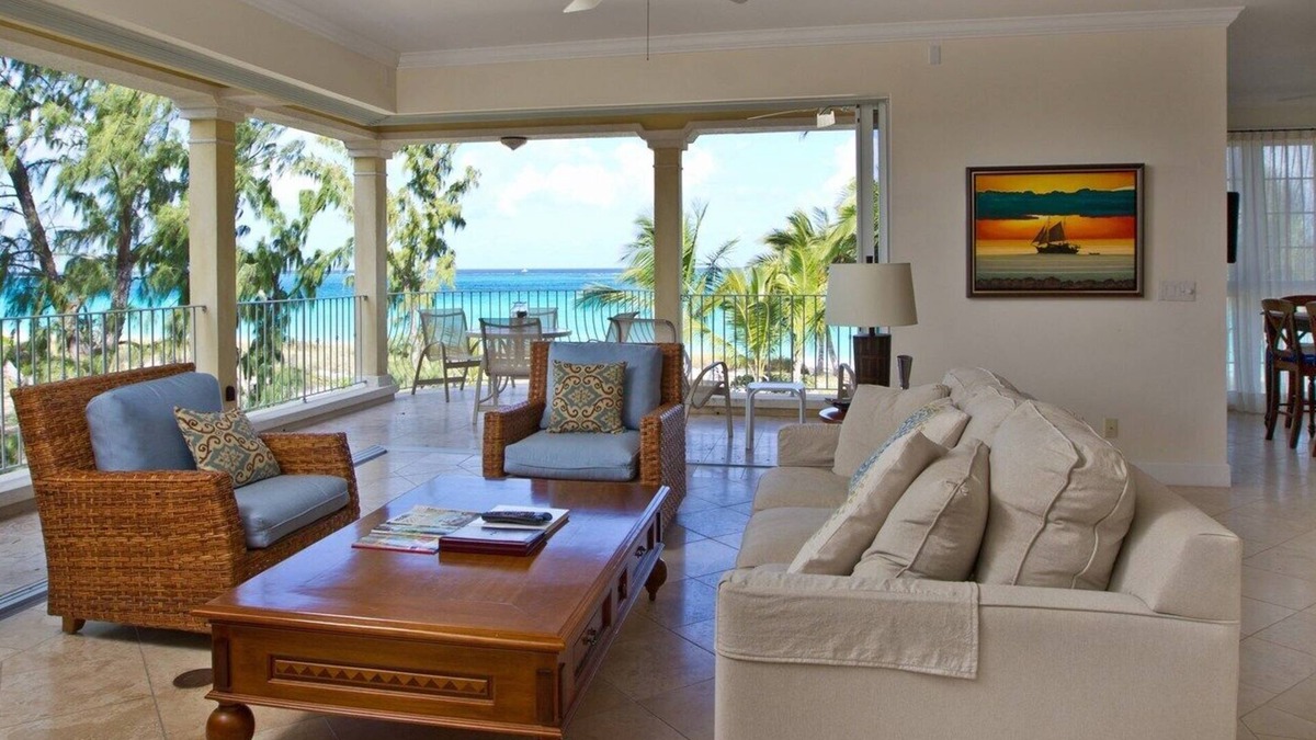 Grace Bay Condo | Villa Renaissance 201: 2nd Floor, 3 Bedrooms, 3 Bathrooms, Ocean Front Villa