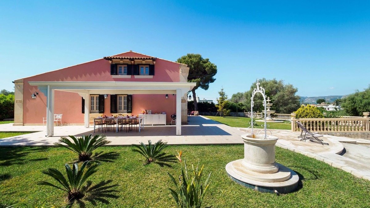 Fontane Bianche Villa | villa rental sicily Fontane Bianche with AC