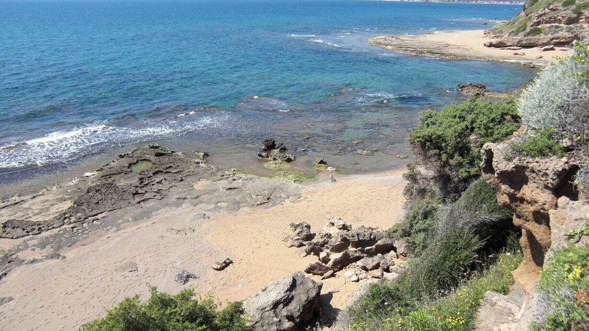 Magomadas Villa | Villa right on the cliffs, spectacular location, marvellous sea view.