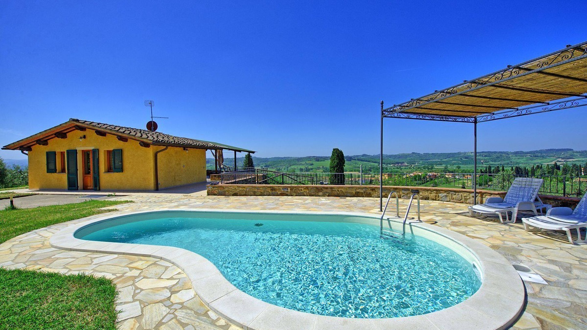 Castelfiorentino Villa | Villa Roberto - House with private pool