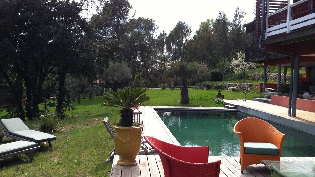 Montferrier-sur-Lez Villa | VILLA ROJA