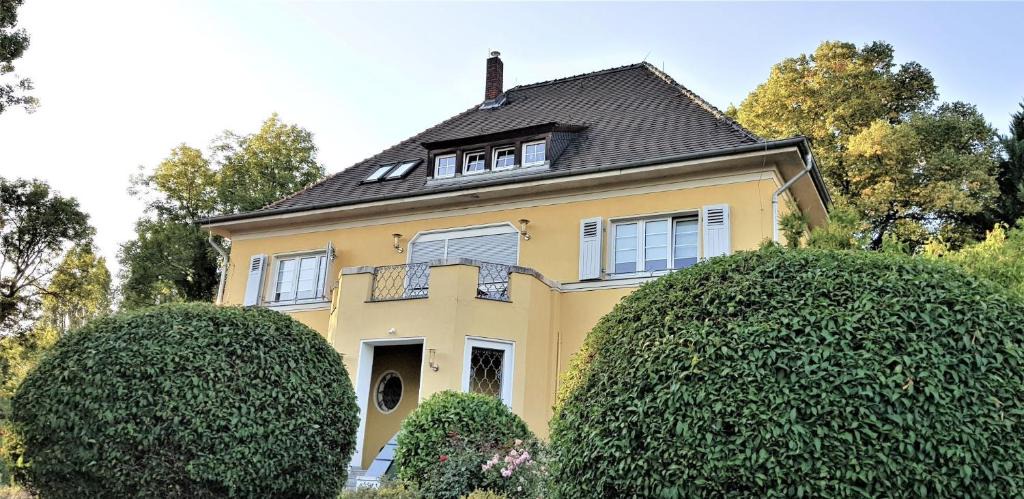 Schkeuditz Apartment | Villa Romahn