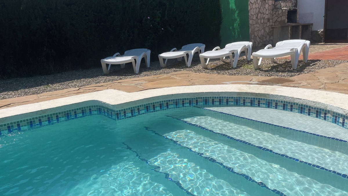 Les Tres Cales House | Villa Rosa, near the beach, bbq and private pool.